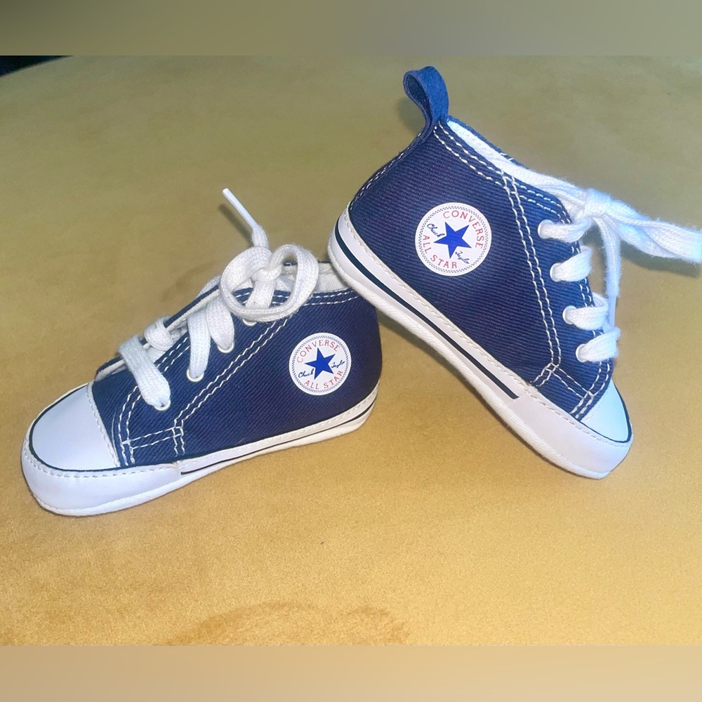 Converse Unisex-Child Navy Blue First Star High Top Sneaker Size 3